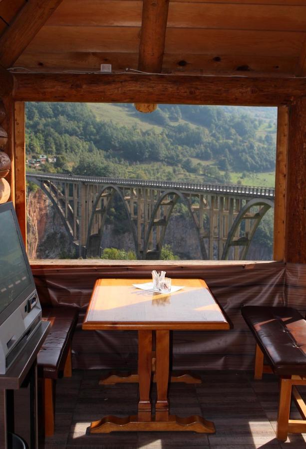 Tara Bridge Castle Hotell Žabljak Eksteriør bilde