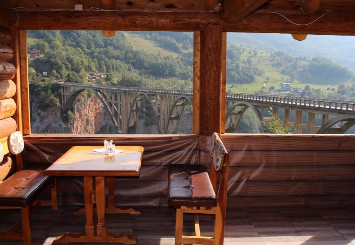 Tara Bridge Castle Hotell Žabljak Eksteriør bilde