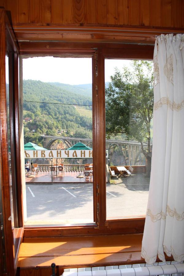 Tara Bridge Castle Hotell Žabljak Eksteriør bilde